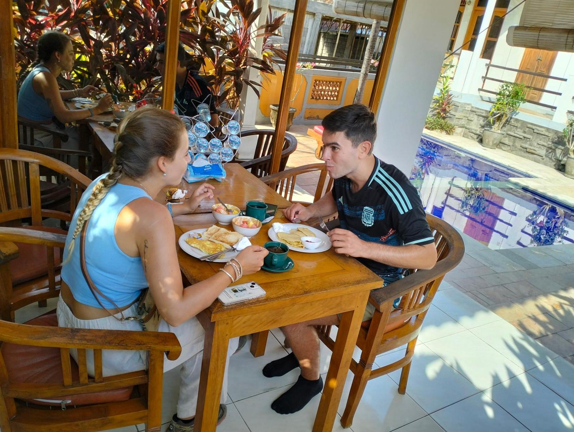 Kaia Lovina Guest House Buitenkant foto